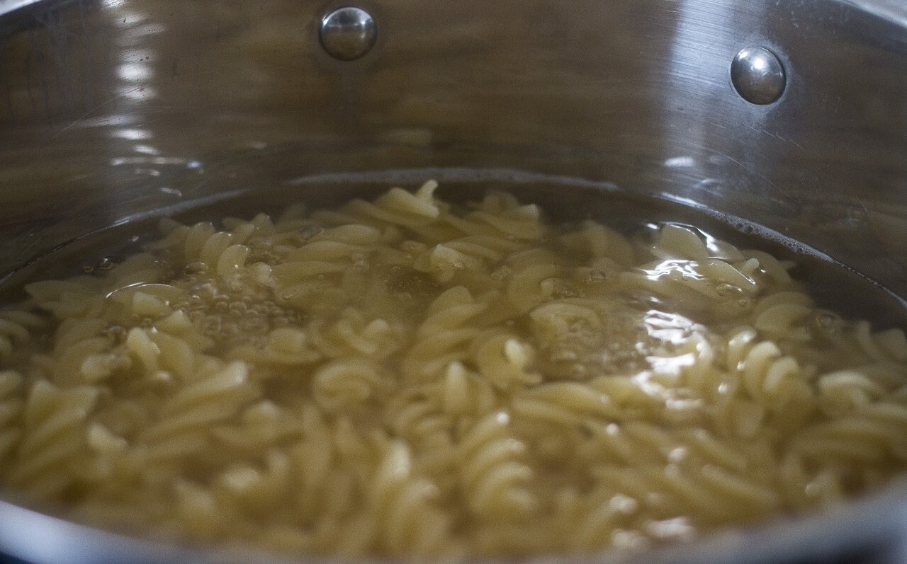 cooked pasta in water