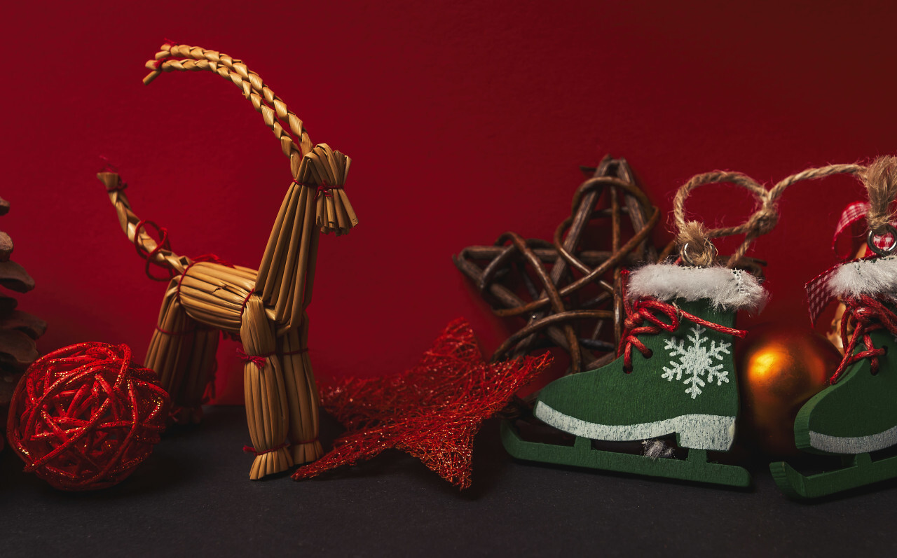 christmas ice skates decor