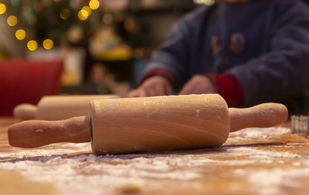 rolling pin christmas baking