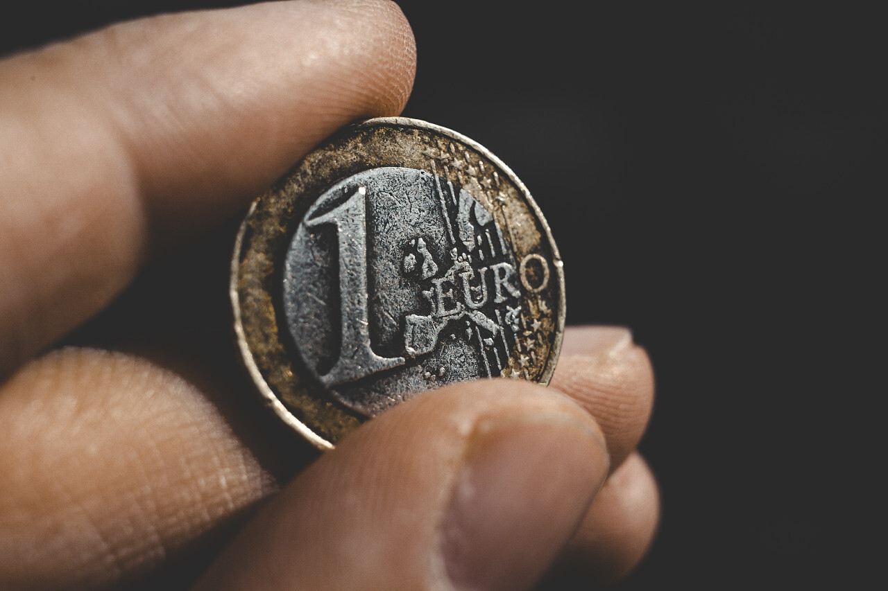 old used 1 euro coin