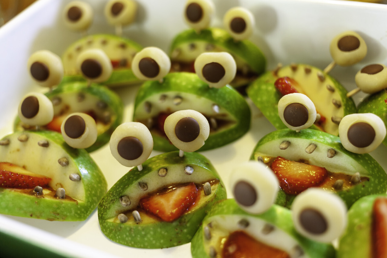 Spooky Halloween party monsters - Monster Snack, Halloween Food