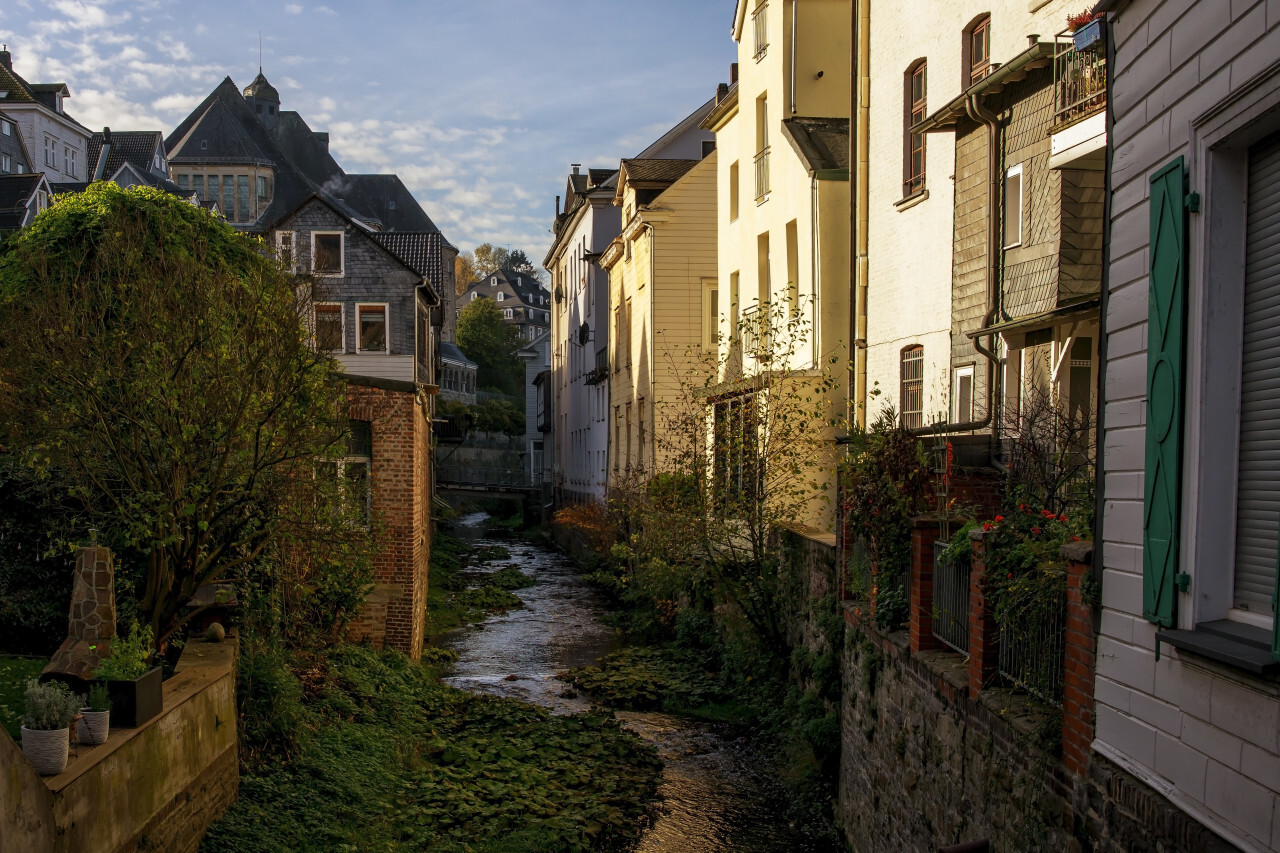Deilbach flows through the old town of Langenberg in Germany