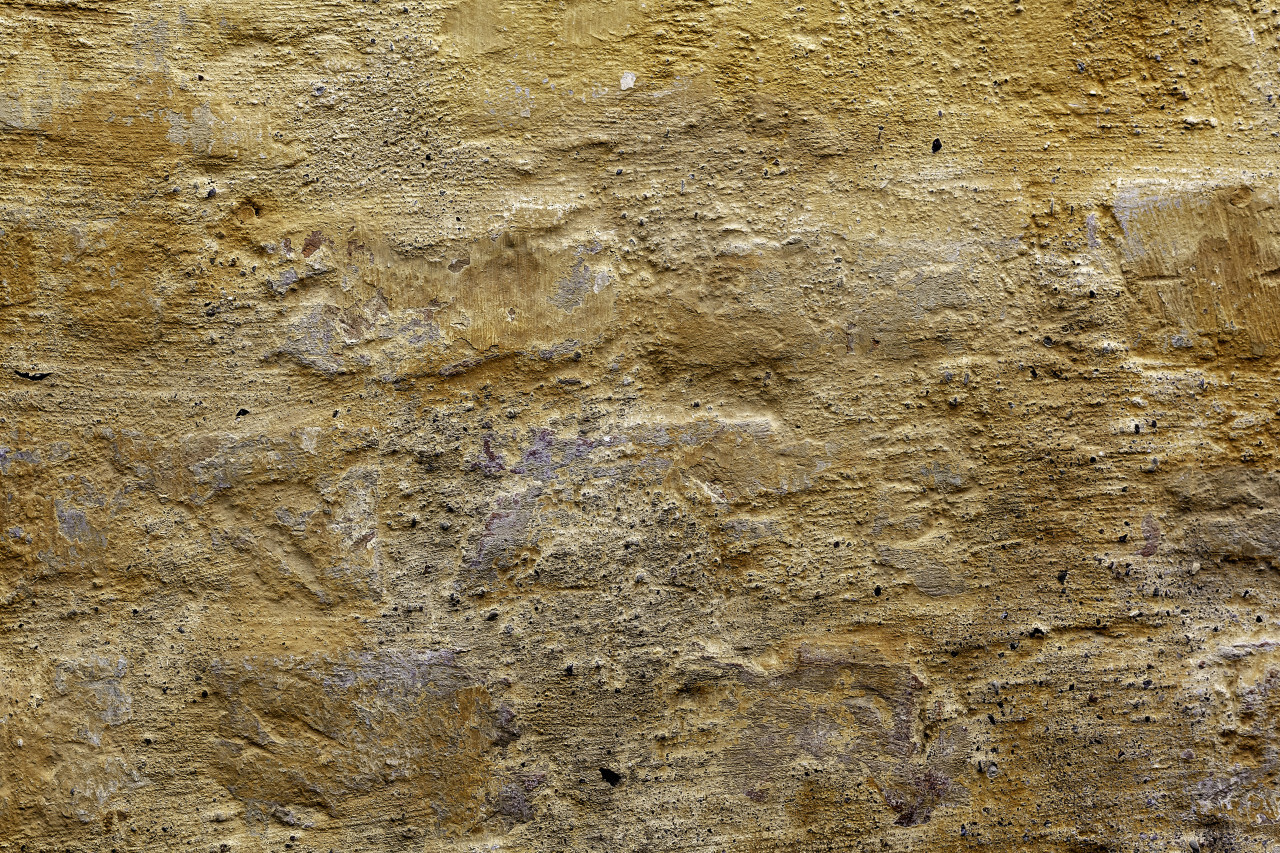 wall of pale natural stone texture