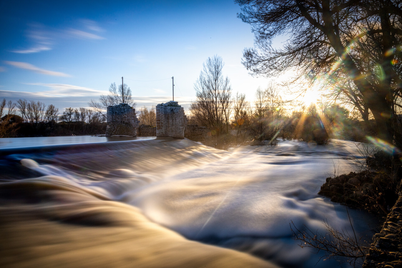 San miguel del pino douro river long exposure during the day