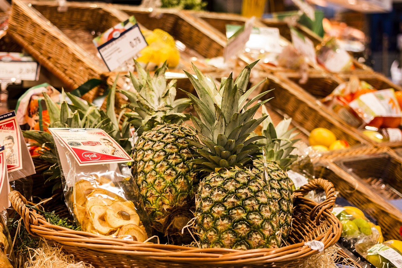 pineapple supermarket