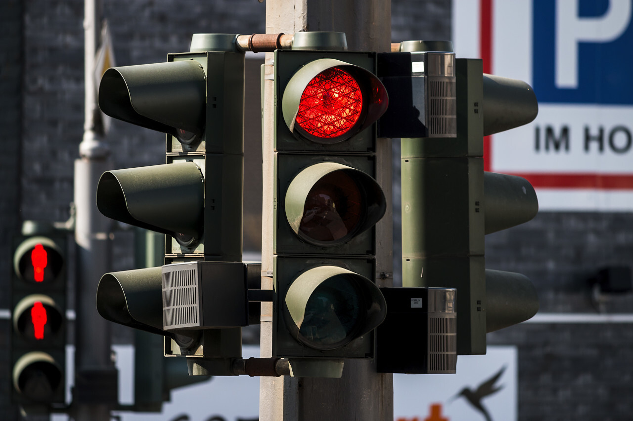 red traffic light