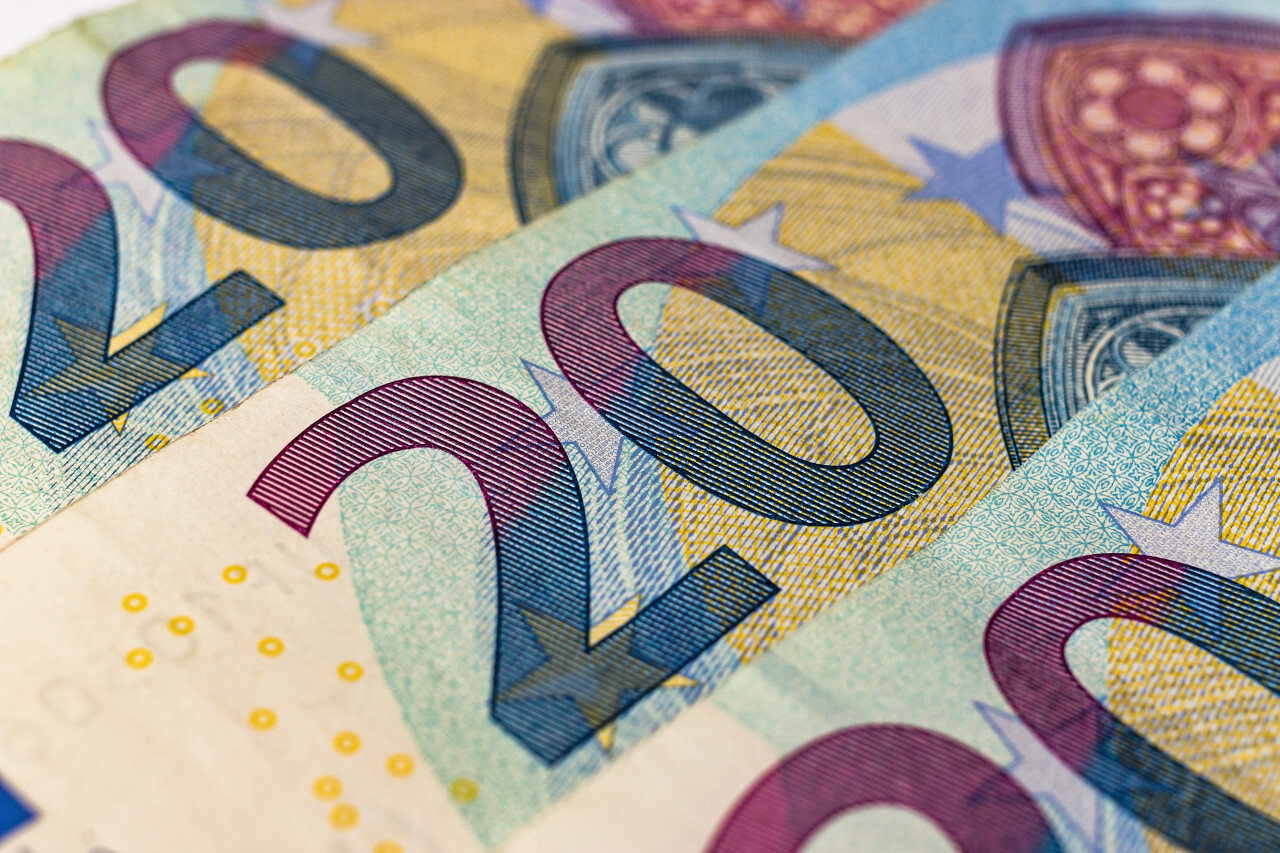 20 euro notes background