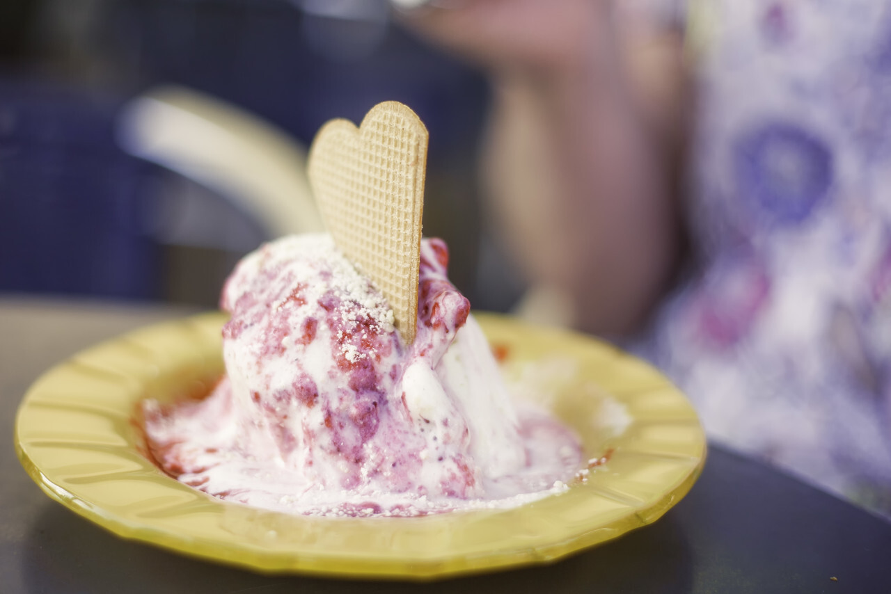 spaghetti ice cream in the summer