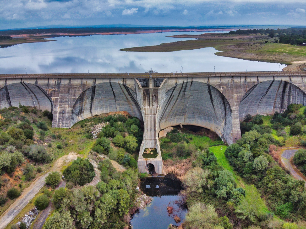 Portugal Barragem de odivelas from above