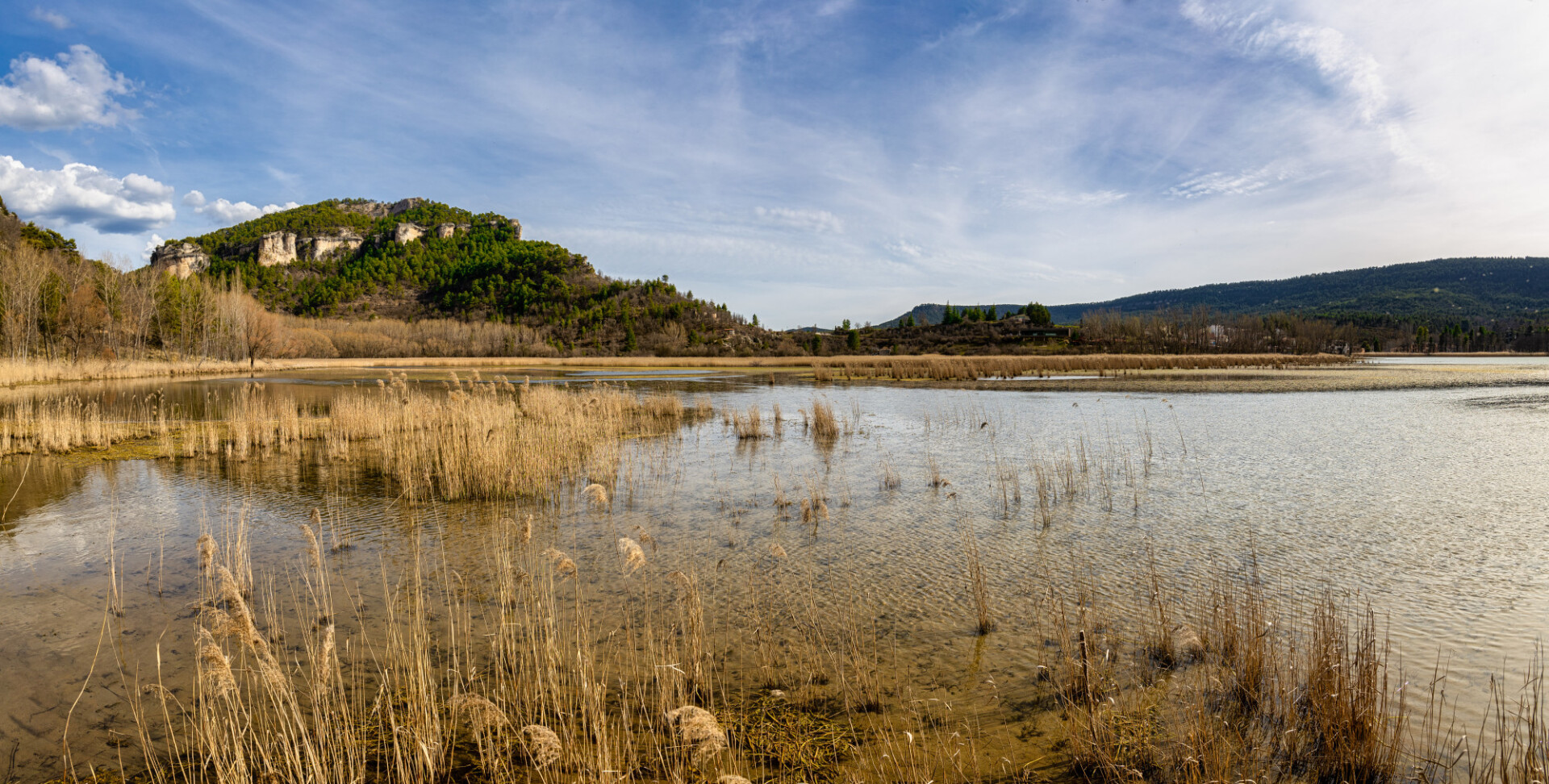 Laguna de Una a lake in spain