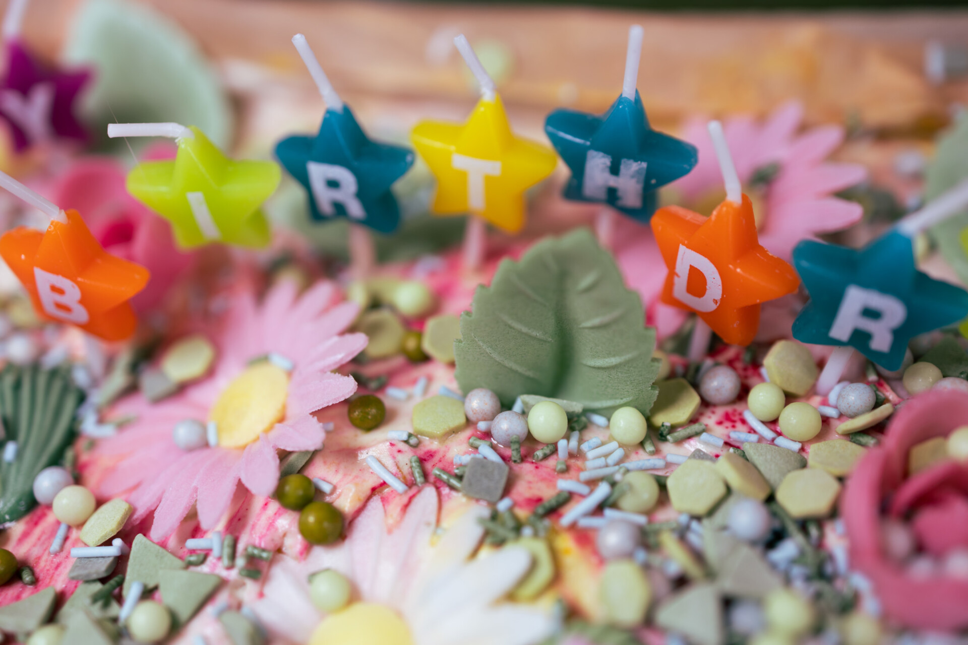 Children's birthday cake candles