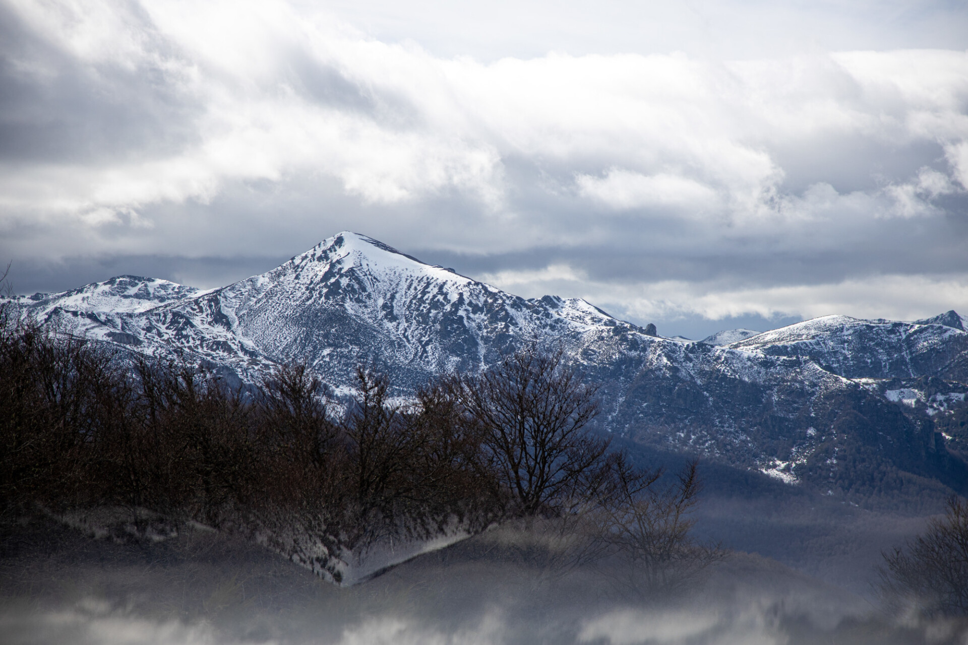 Posada de Valdeón Mountains