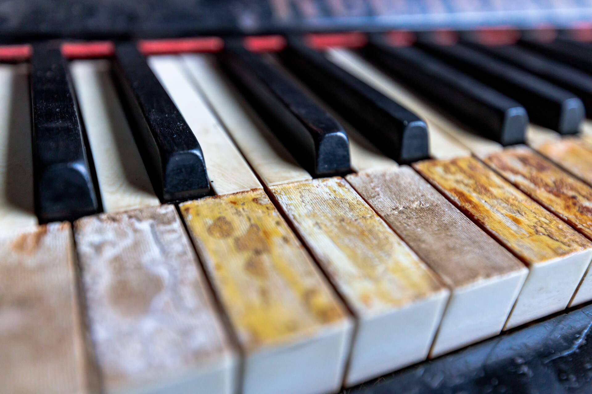 Piano in a lost place