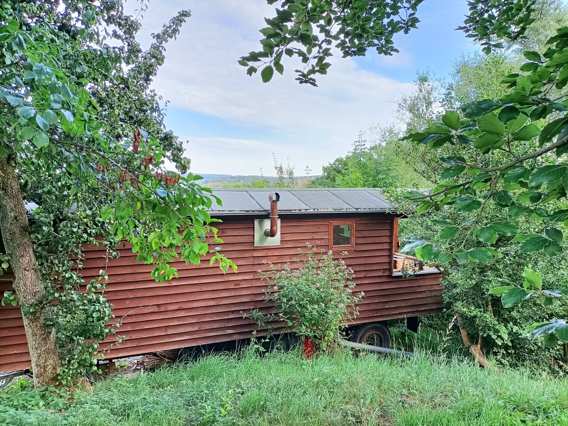 Old construction trailer as tinyhouse