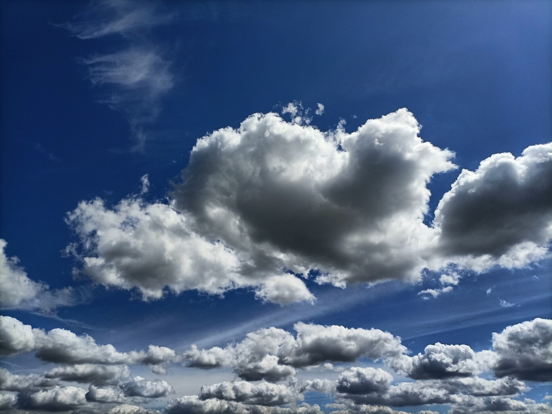 Huge Clouds on blue sky for photo edit sky replacement