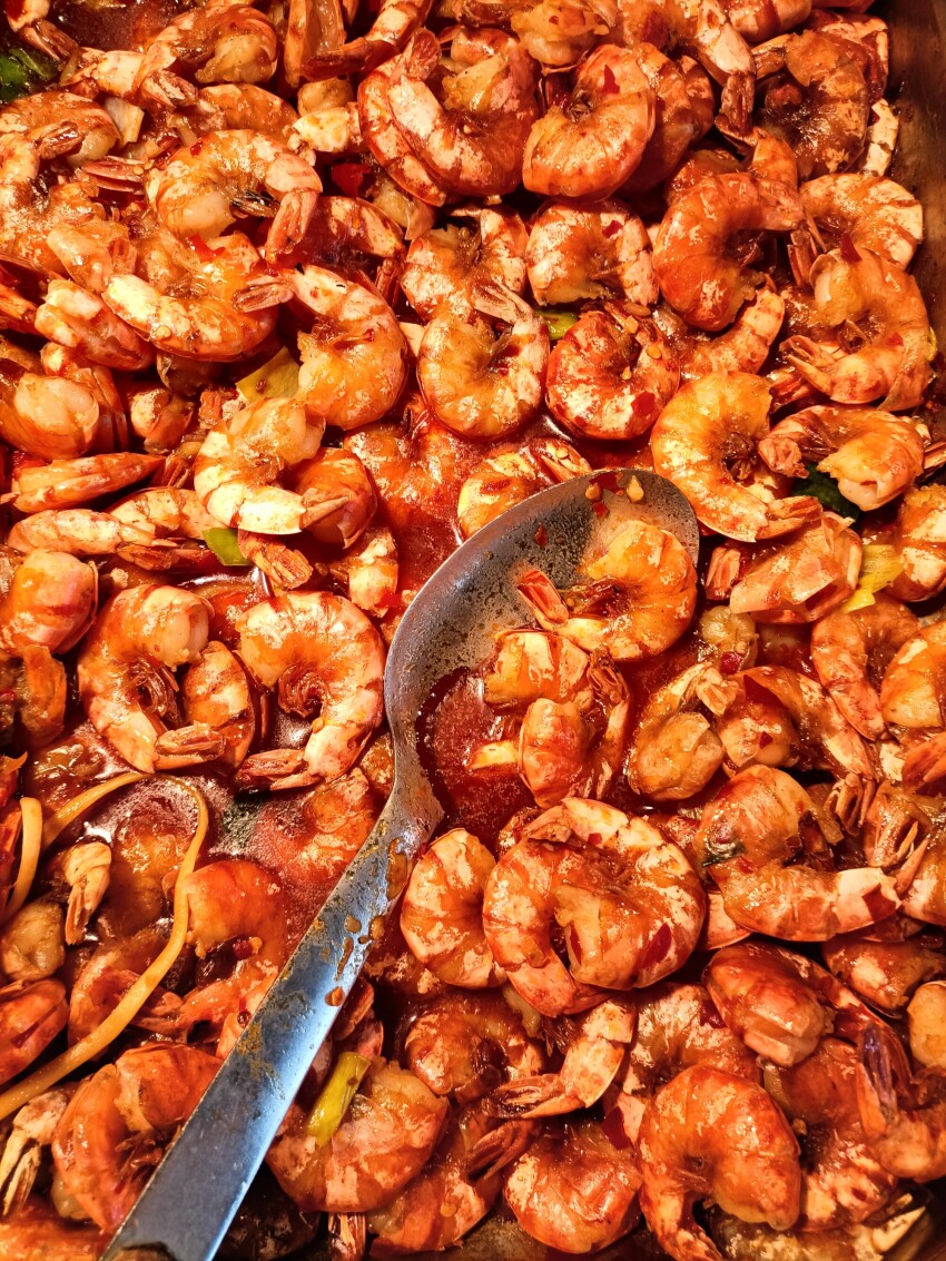 Spicy Garlic Shrimp in a Red Sauce