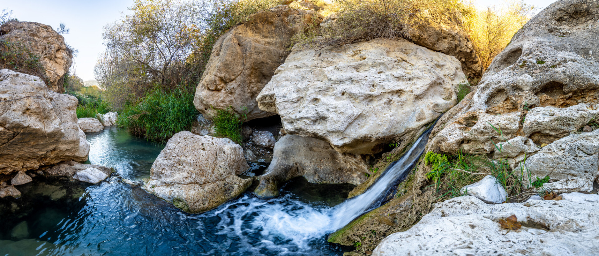 Pozas Naturales Termales La Raja de Alicún