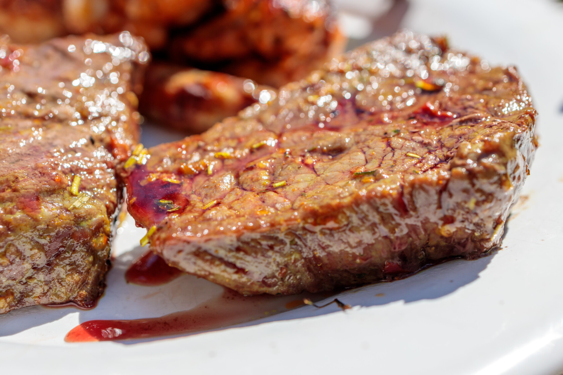 Juicy steaks from the grill