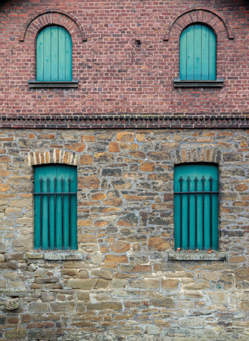 Arched old window texture