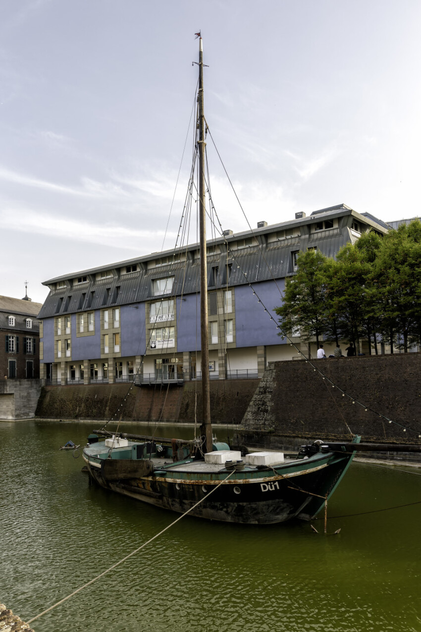 dusseldorf old harbor ship