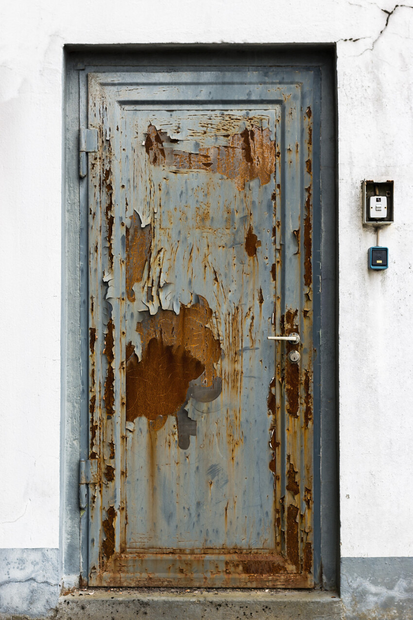 old rusty blue painted door texture bachground