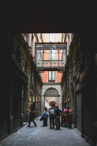 Stock Image: barcelona alleyway