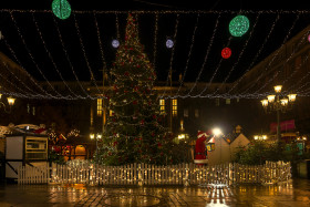 Stock Image: big christmas tree on a german christmas market