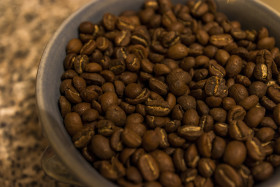 Stock Image: coffee beans in bowl