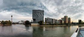 Stock Image: Dusseldorf city panorama on the rhine