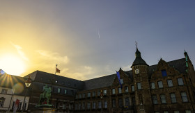 Stock Image: dusseldorfer town hall sunset