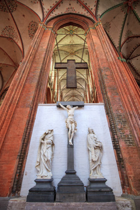 Stock Image: Jesus on the cross in the Marienkirche in Lübeck