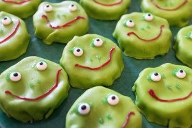 Stock Image: Mini Baby Cakes Frogs