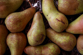 Stock Image: organic pears from the market