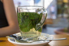 Stock Image: peppermint tea