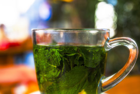 Stock Image: peppermint tea glass