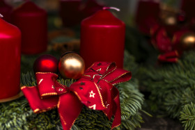 Stock Image: red advent wreath
