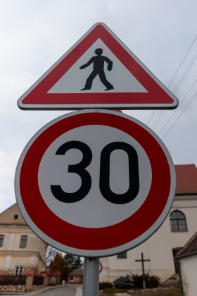 Stock Image: Sign 30kmh