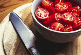 Stock Image: sliced cherry tomatoes