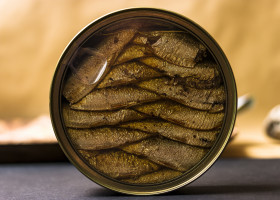 Stock Image: smoked sprats in tin
