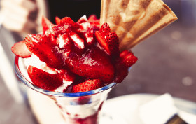 Stock Image: strawberry sundae ice cream