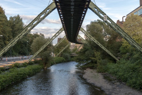 Stock Image: Suspension railway