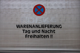 Stock Image: Warenanlieferung door