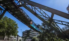 Stock Image: wuppertal schwebebahn elberfeld